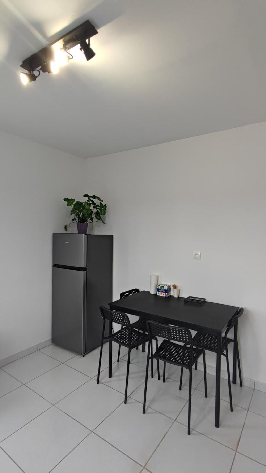 Appartement Cosy Uchaud المظهر الخارجي الصورة